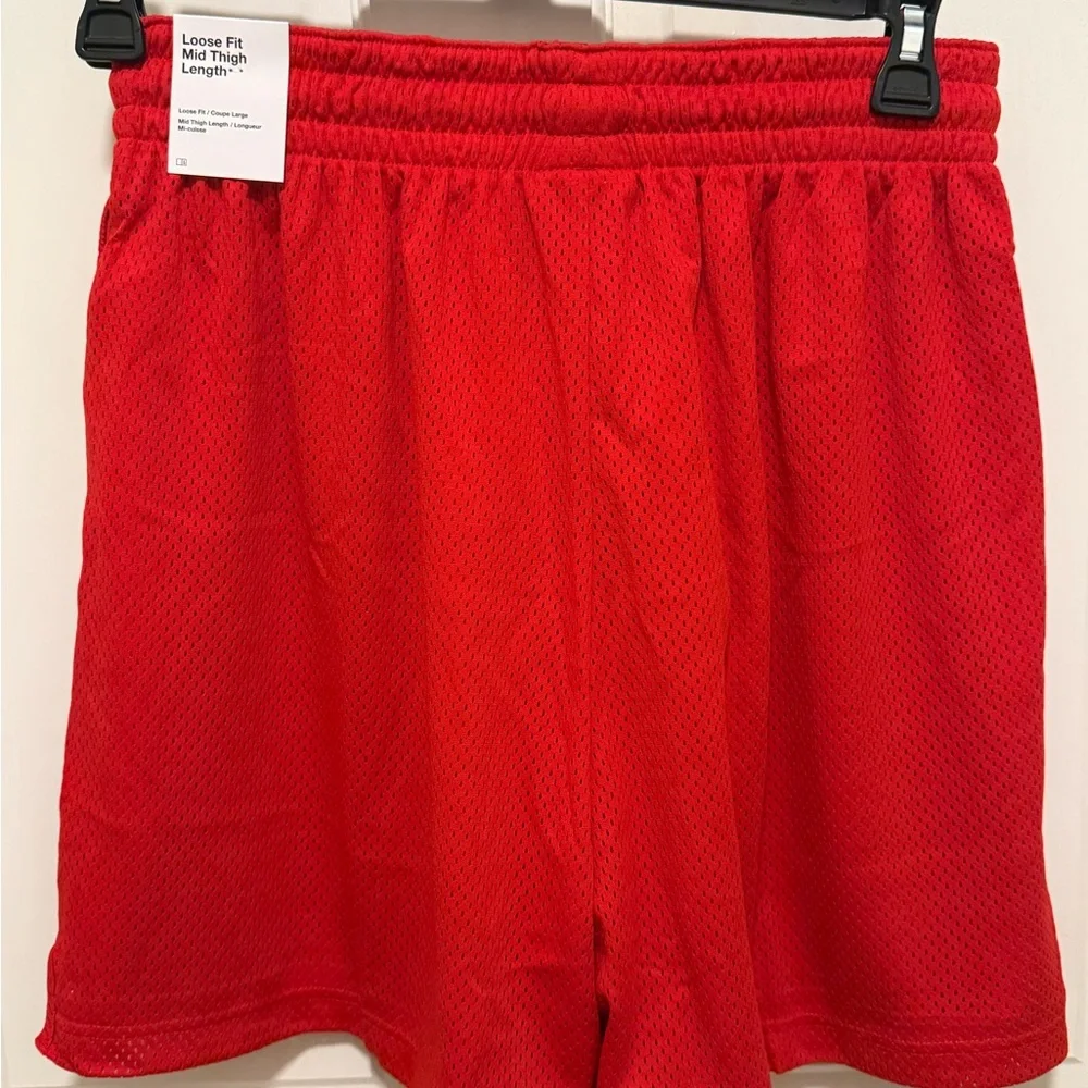 NWT NBA Nike Men’s L Red Atlanta Hawks Basketball Shorts